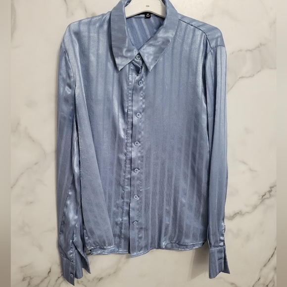 Real Deal Dusty Blue Striped Satin Button-Up Shirt (Size M) - Picture 4 of 8